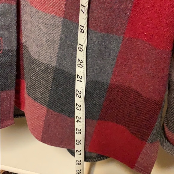 Field jacket!! Work jacketOversized plaid shirt/jacket. Layer it up! - Picture 5 of 8